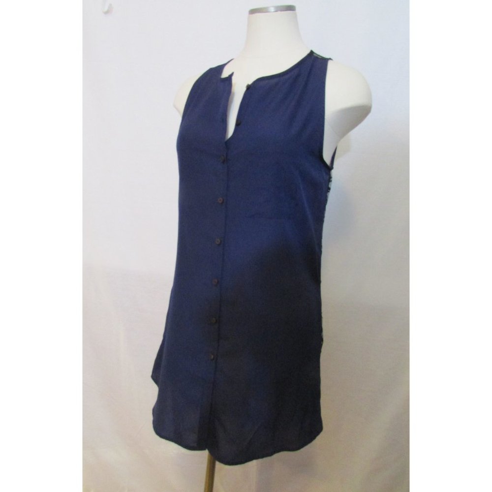 NWOT Patterson J Kincaid Navy Sleeveless Tunic Blouse with Black Lace Back 💙